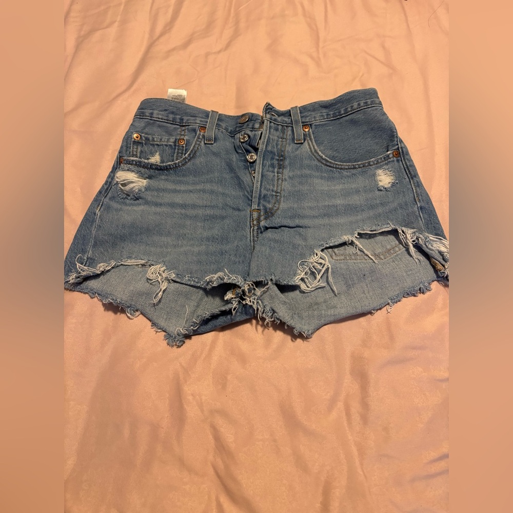 Levi’s High-Rise Distressed Denim Shorts - Blue